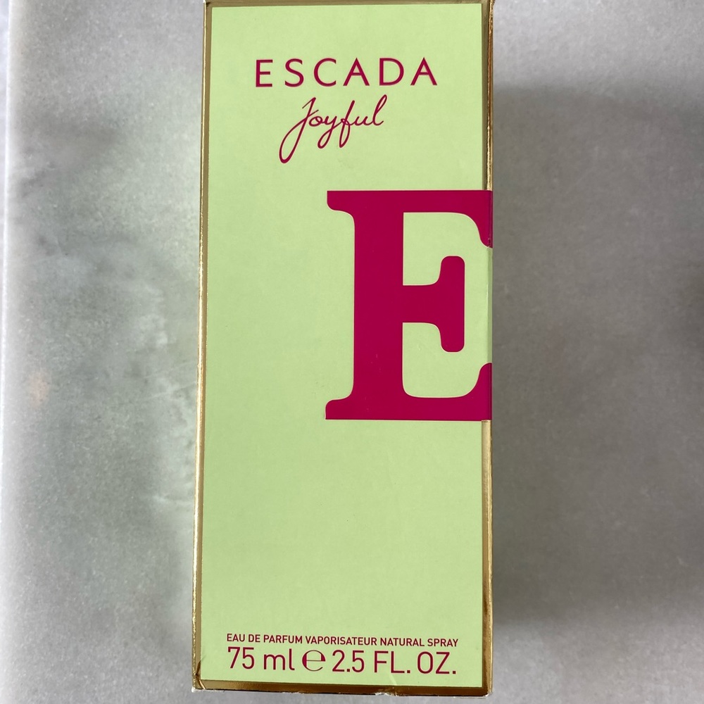 Escada Joyful